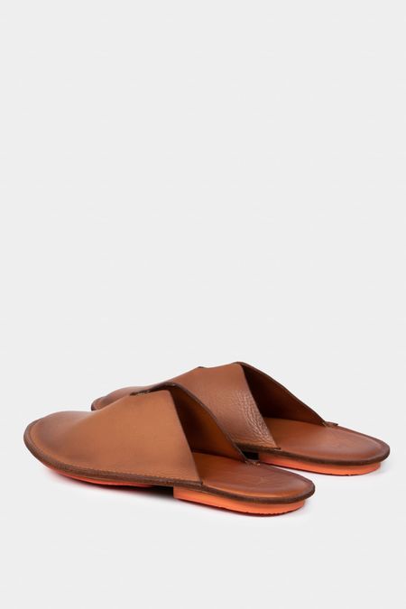 Suecos-de-cuero