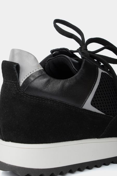 Tenis-de-cuero