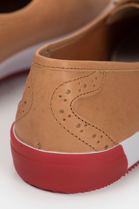 Tenis-de-cuero