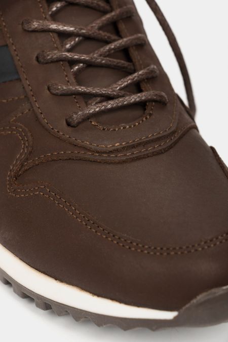 Tenis-de-cuero