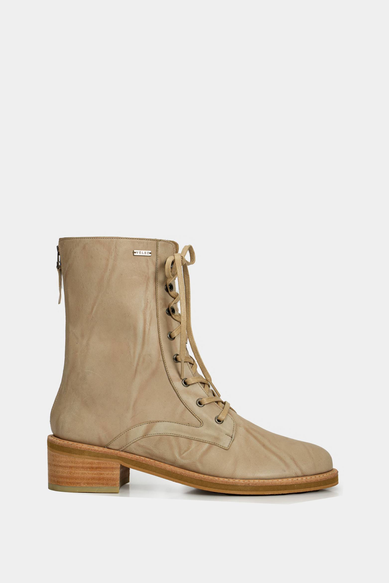 Botines lirio de cuero para mujer tipo militar Beige