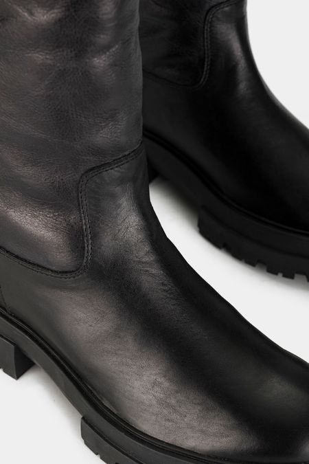 Botas-de-cuero