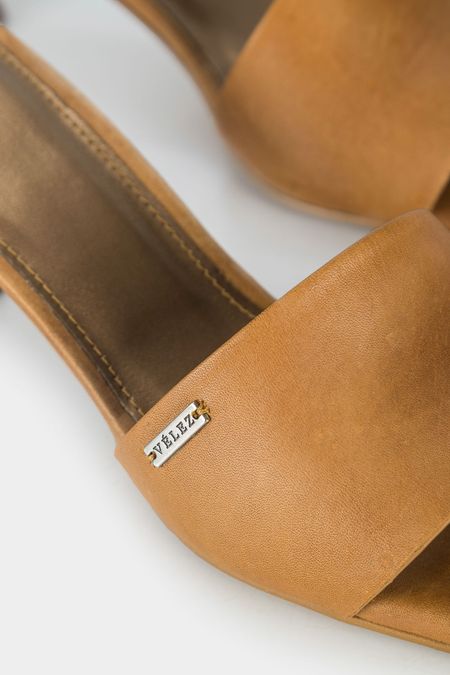 Sandalias-tacon-de-cuero