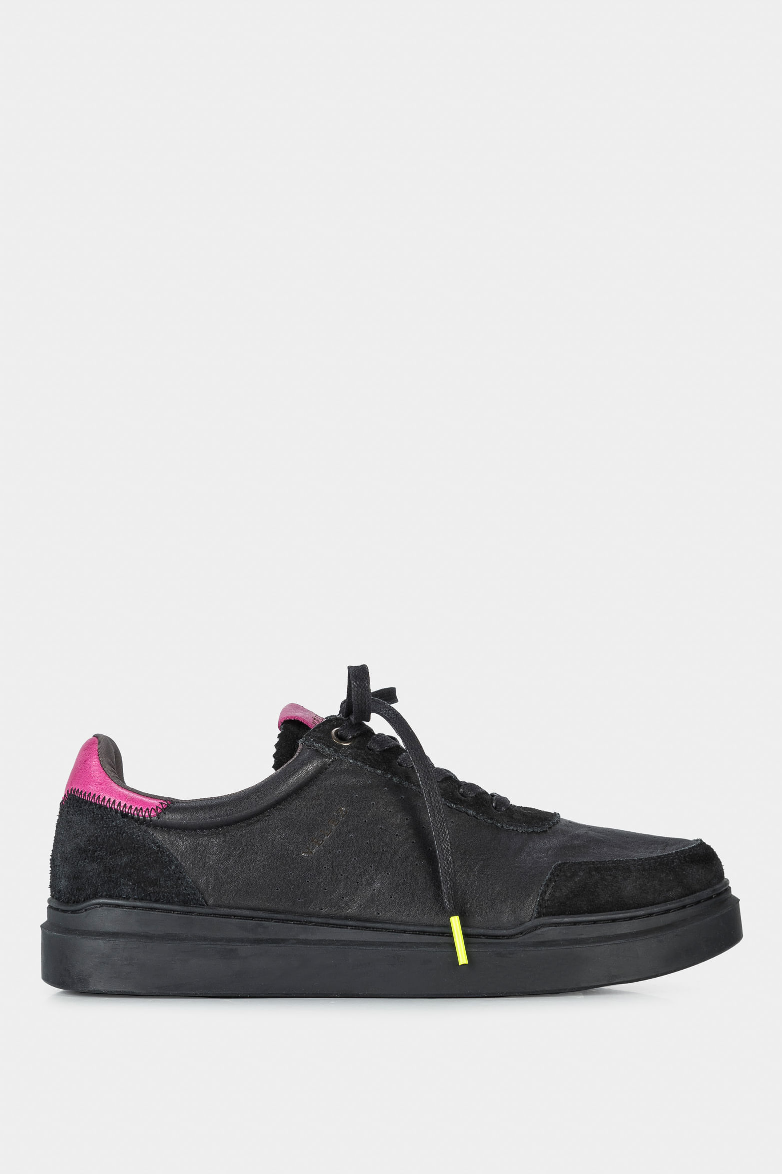 Tenis-de-cuero