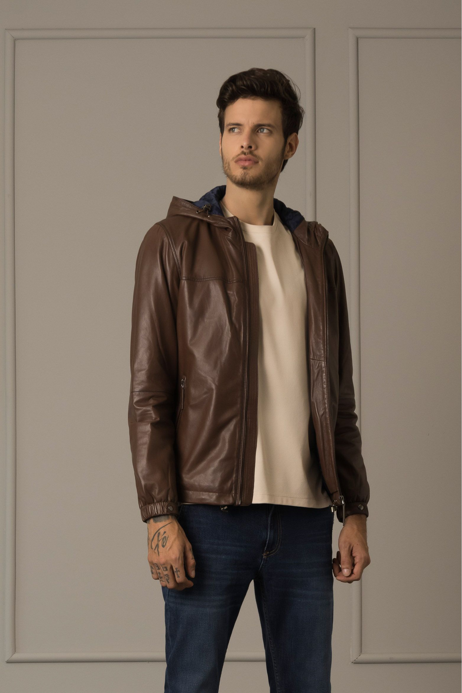 Chaqueta sporty humanista de cuero para hombre capucha fija Cafe