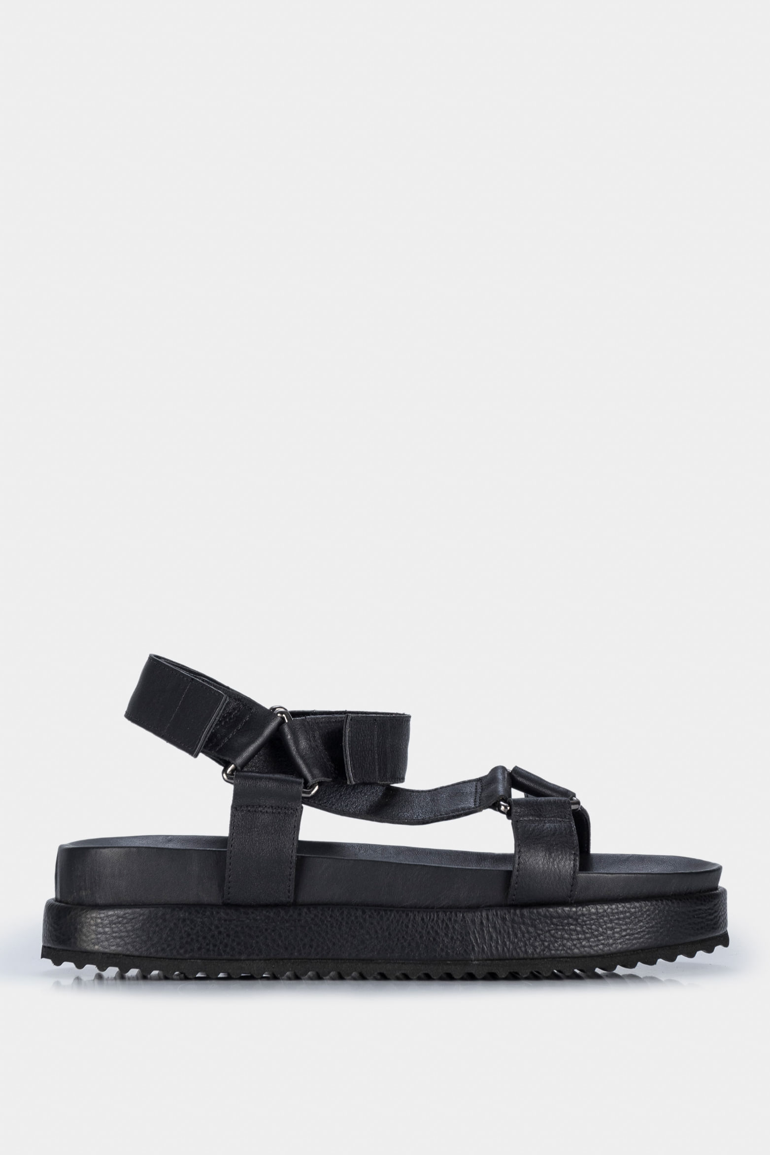 Sandalias-plataforma-de-cuero