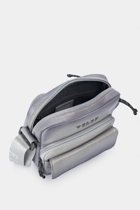 Bolso-manos-libres-de-cuero