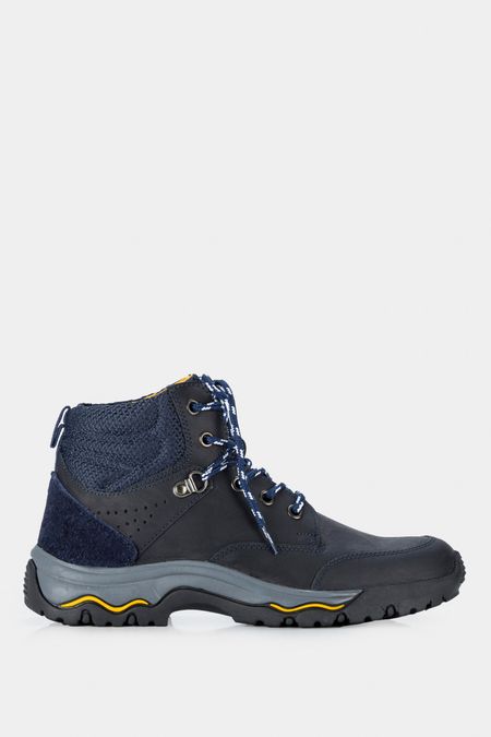 Botas-de-cuero