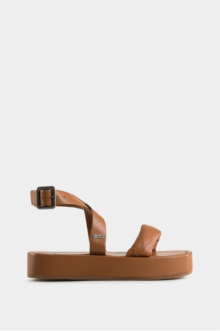 Sandalias-plataforma-de-cuero