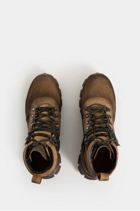 Botas-de-cuero
