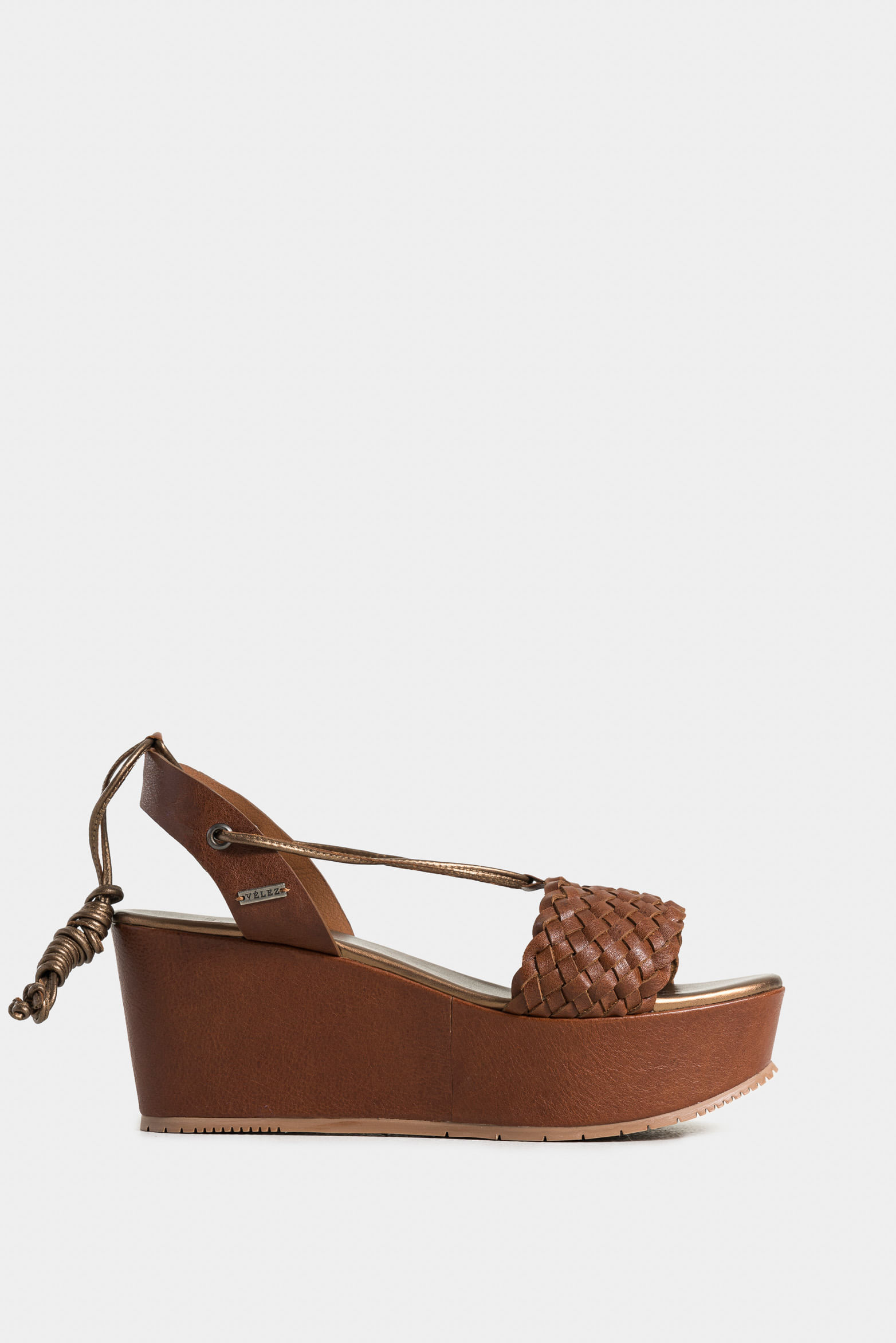 Sandalia plataforma caval de cuero para mujer capellada trenzada