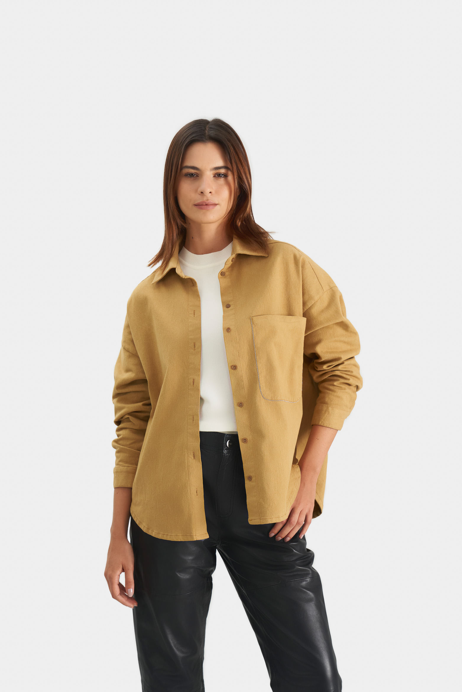 Camisa avellano manga larga oversized para mujer hombro rodado
