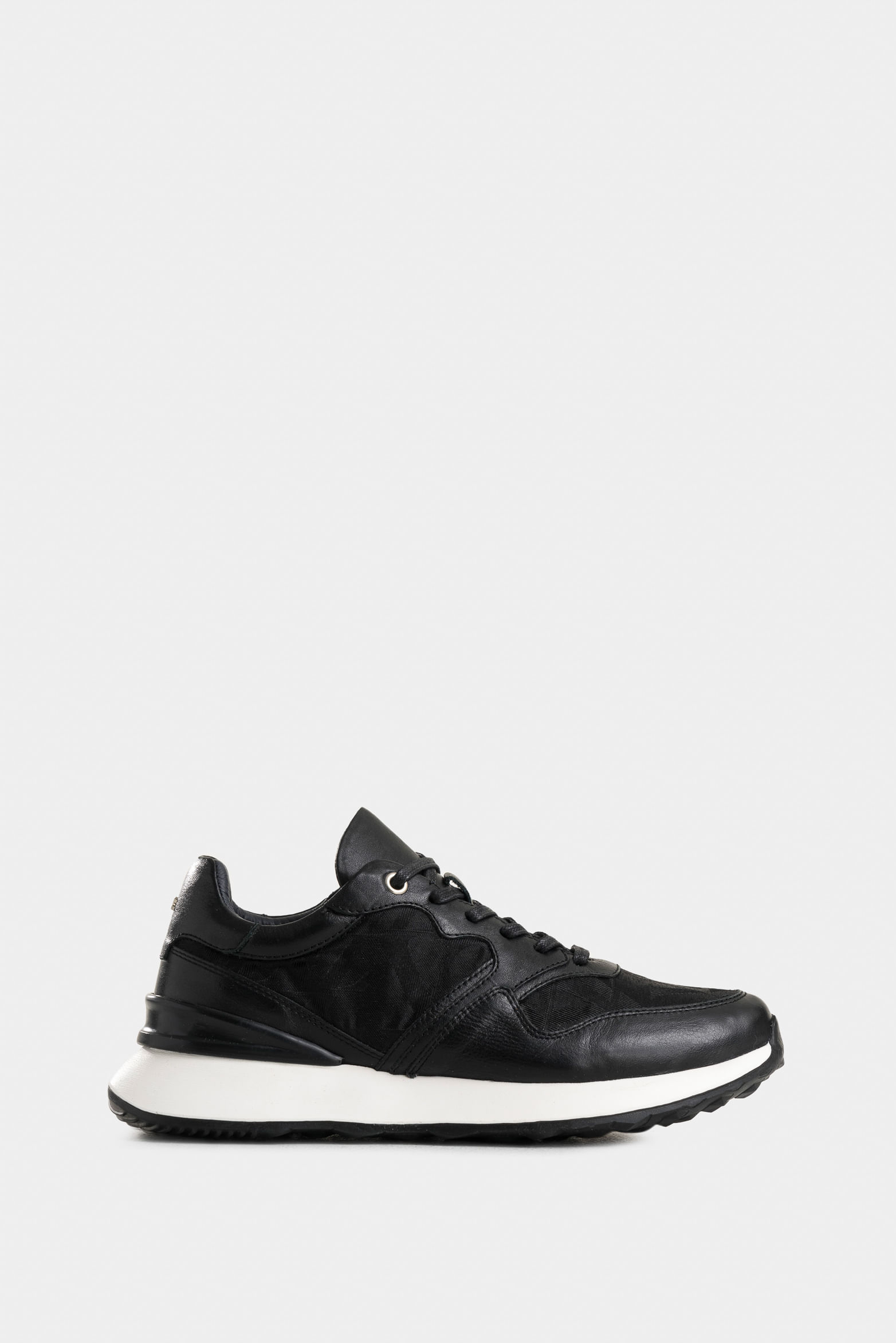 Tenis Garda de cuero para hombre detalles jacquar