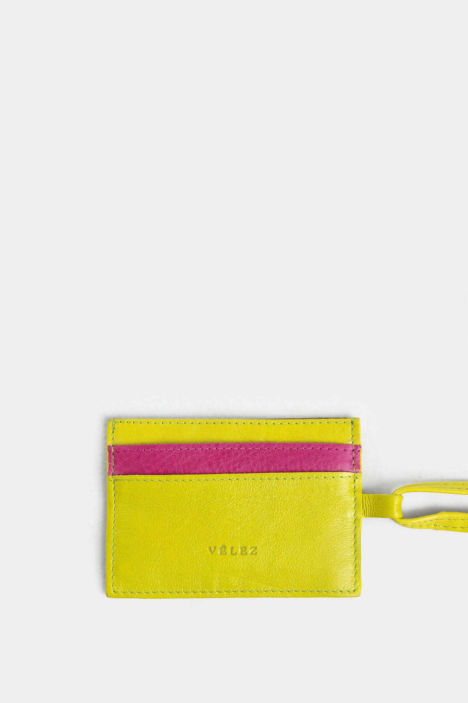 Porta tarjetas tulipan de cuero para mujer detalle contraste