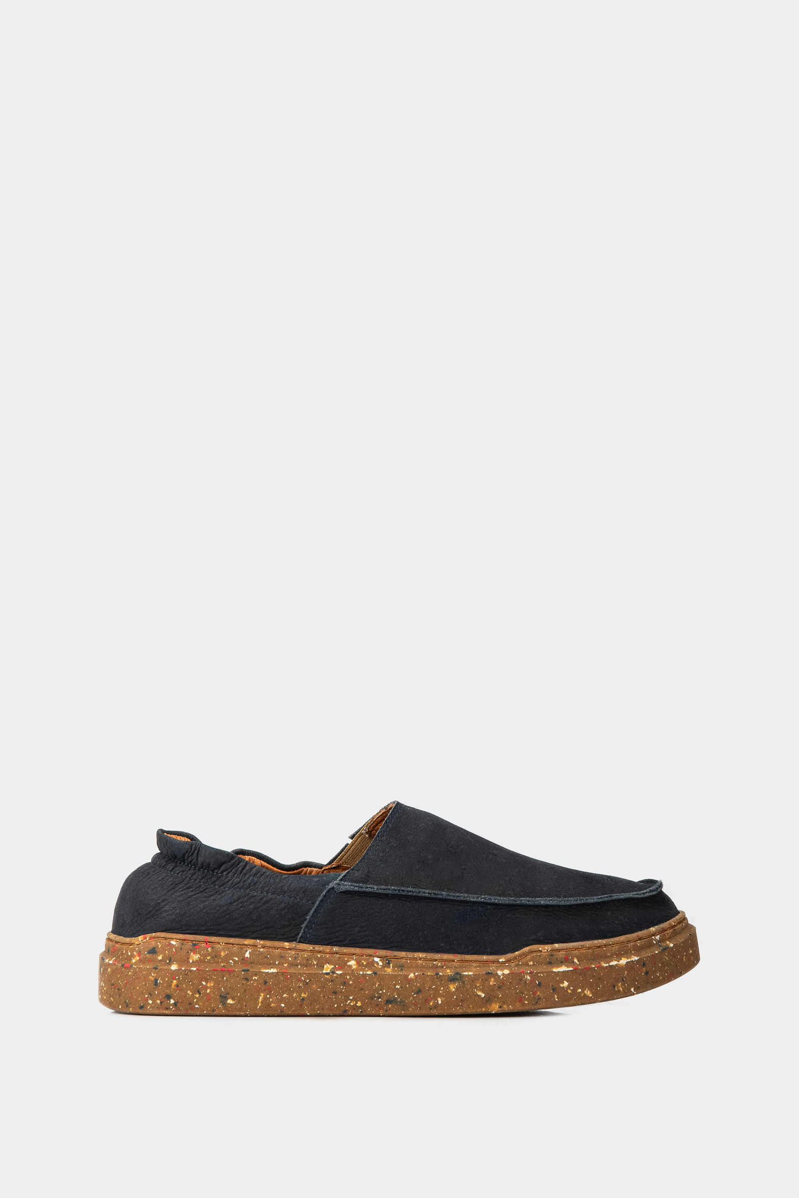 Mocasines malta de cuero para hombre resorte al talón