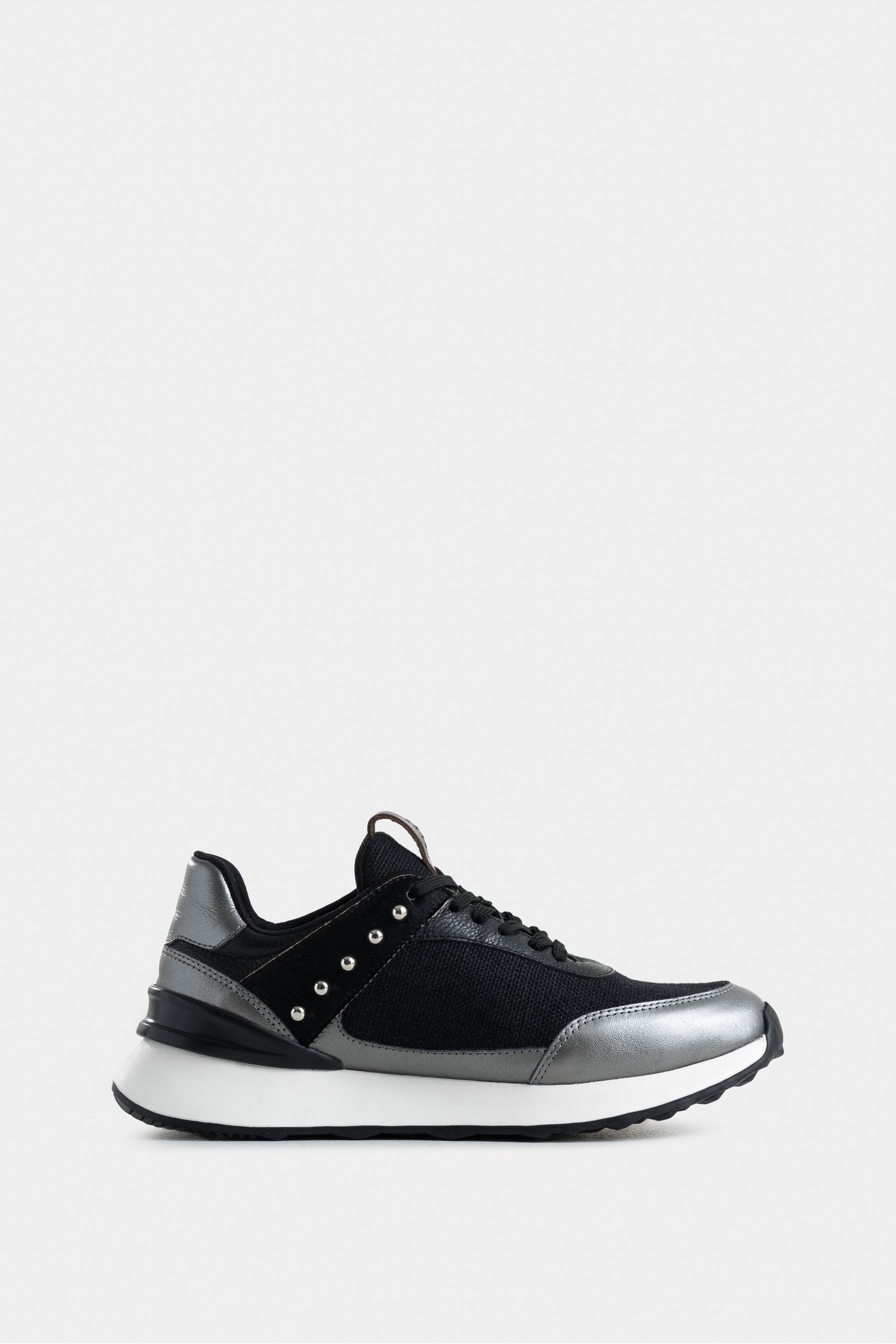 Tenis San Joaquín de cuero y lona para mujer detalle taches