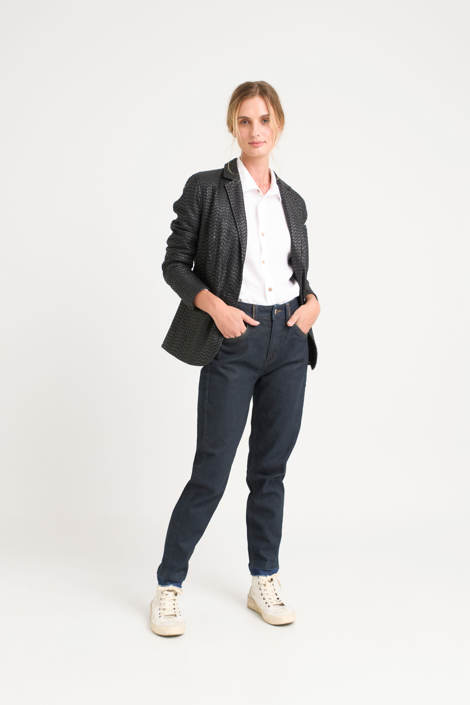 Jean tulipan tiro alto en denim stretch para mujer semi ajustado