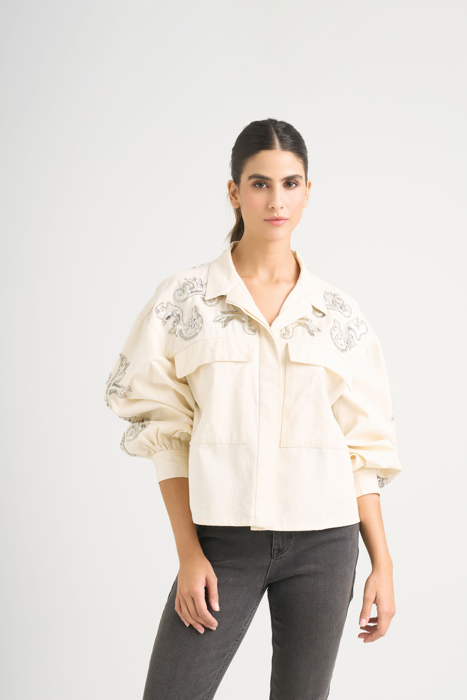 Chaqueta calas en tejido plano para mujer silueta cropped