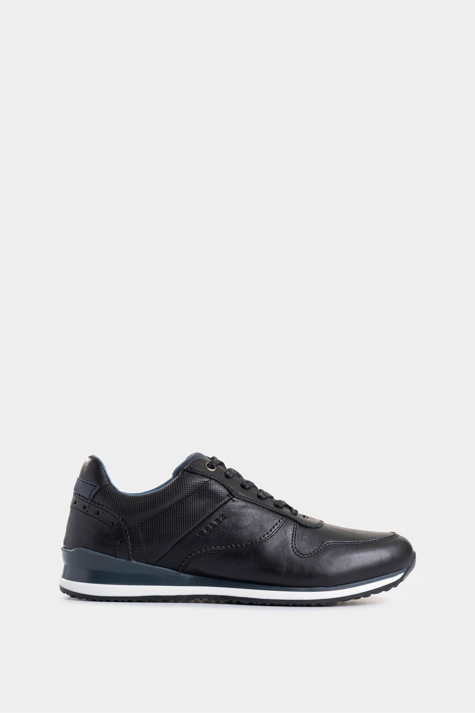 Tenis casual Cooper de cuero vintage Negro