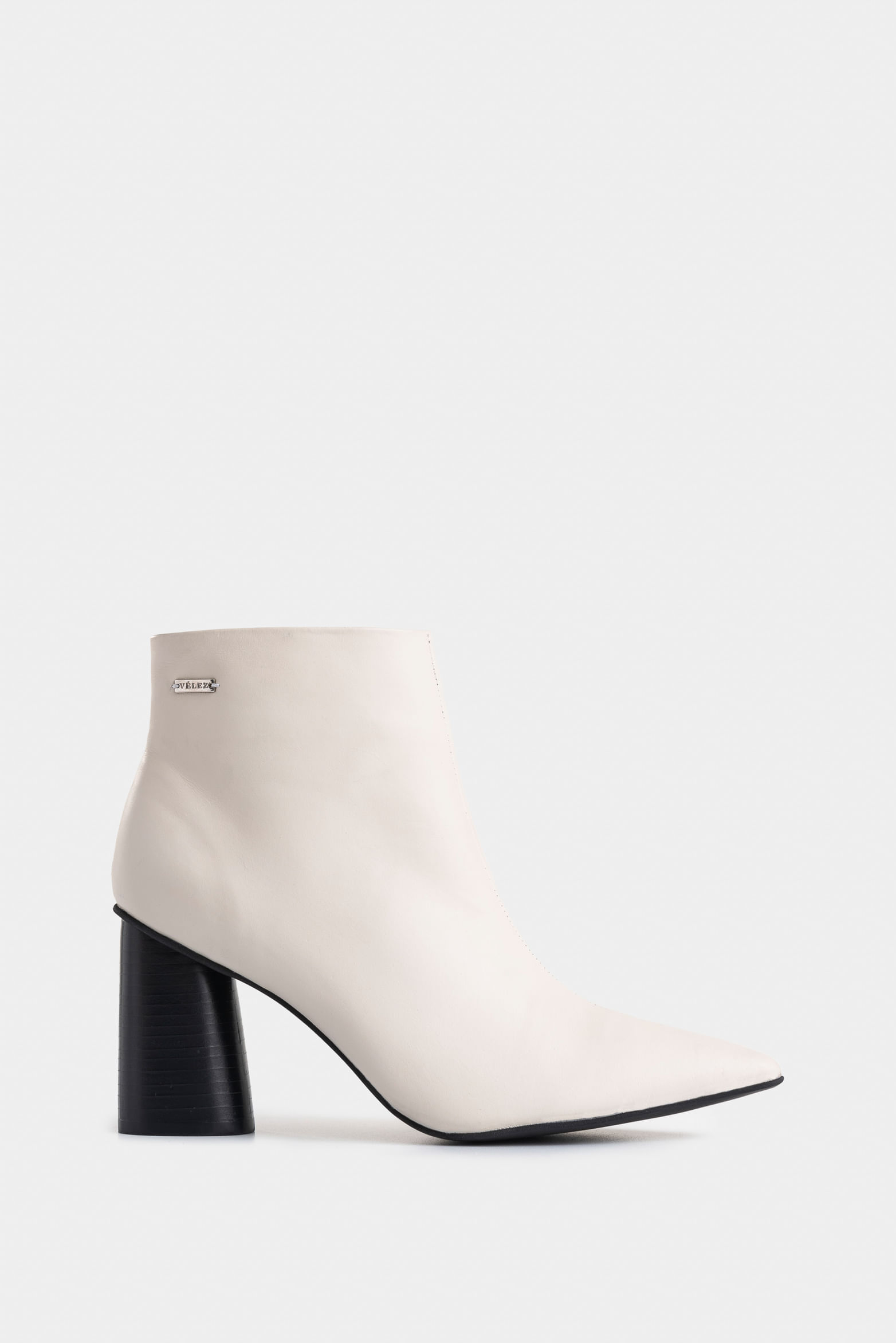 Botines Agata de cuero para mujer silueta punta