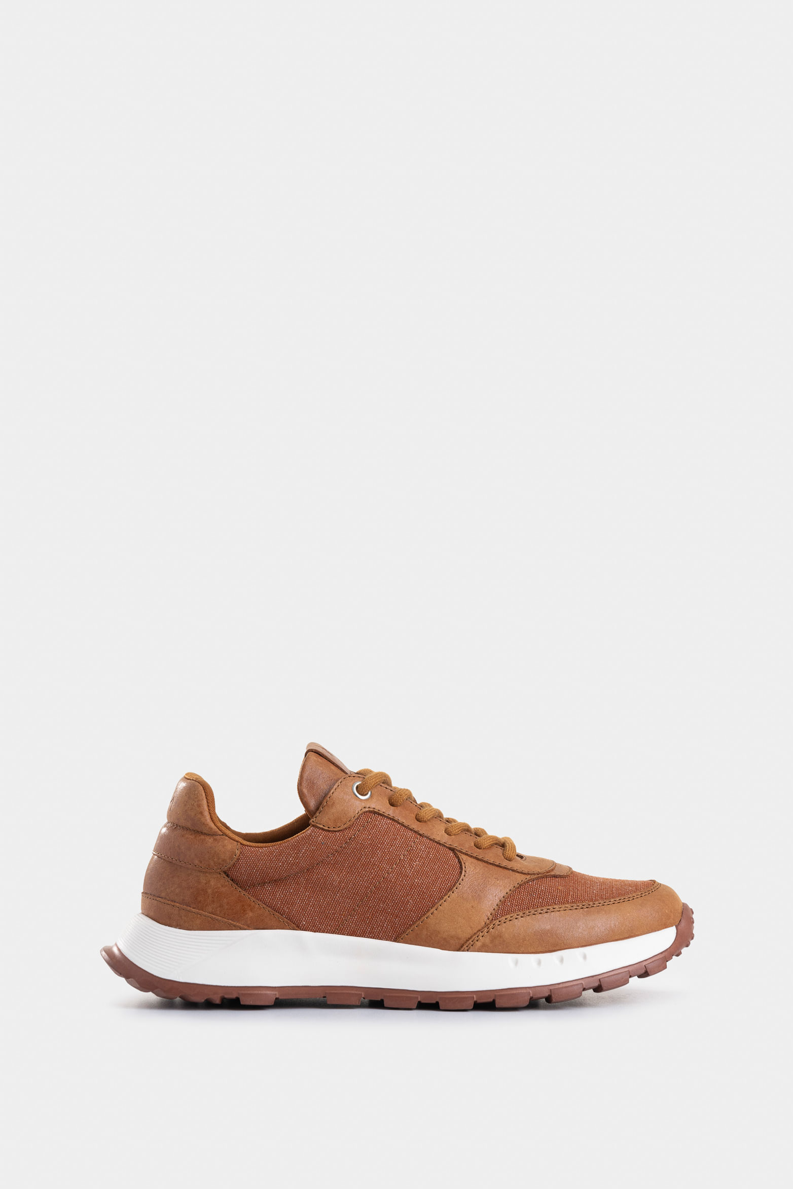Tenis Ocaso de cuero para mujer silueta deportiva
