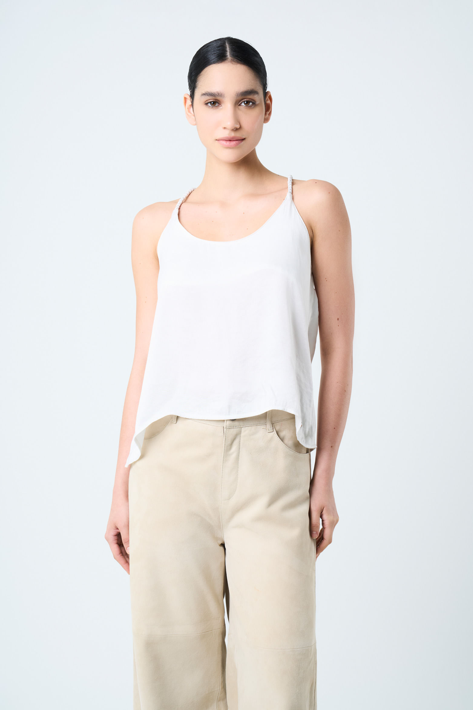 Camisa Aurora de tiras en tejido plano para mujer detalle millaré