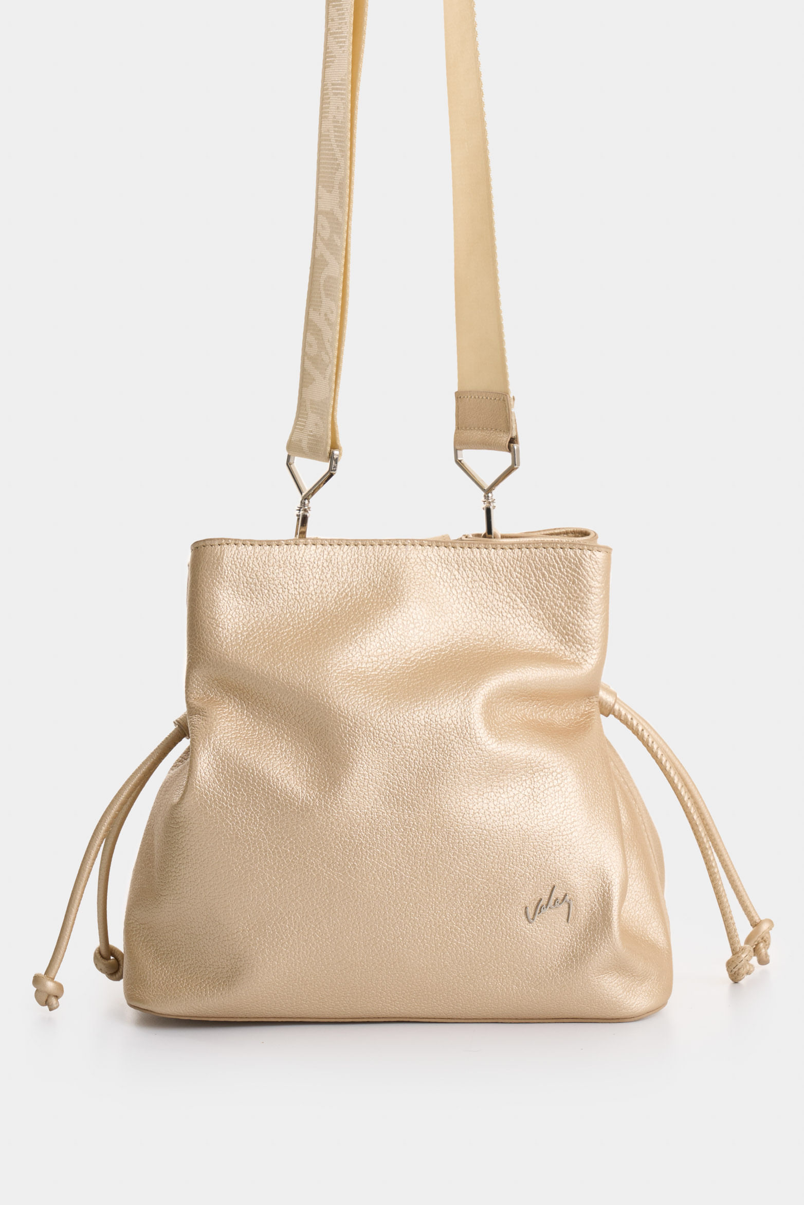 Manos libres Goji de cuero para mujer detalle grabado