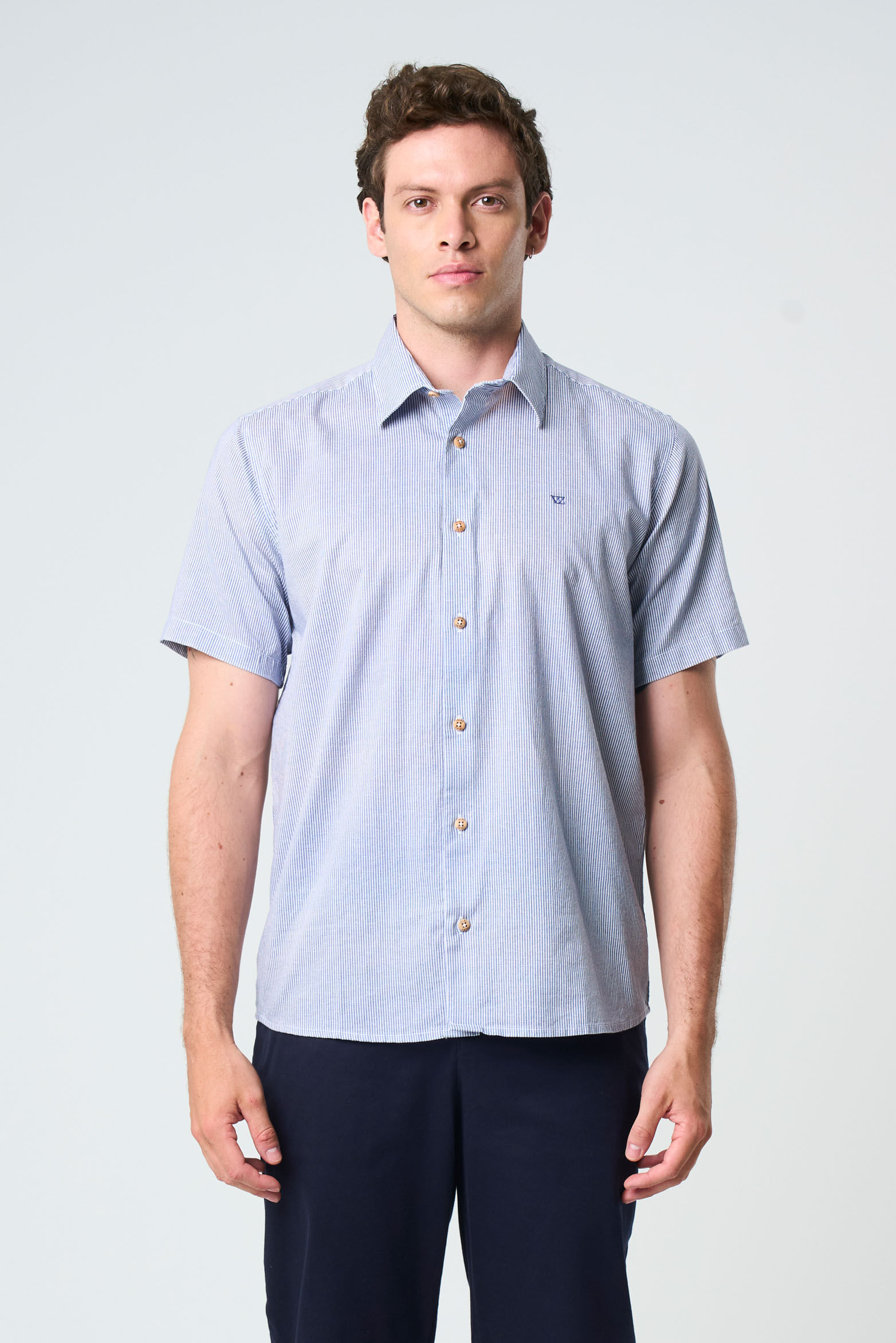 Camisa manga corta Enif para hombre silueta clásica