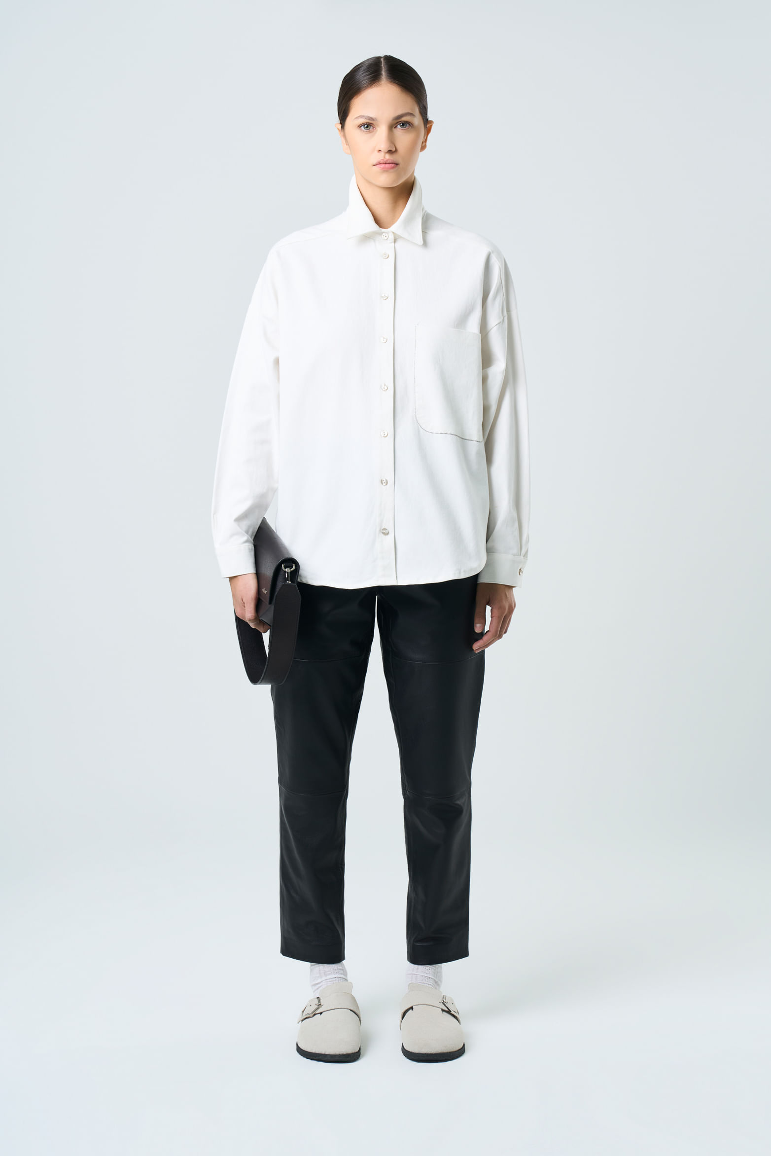 Camisa avellano manga larga oversized para mujer hombro rodado