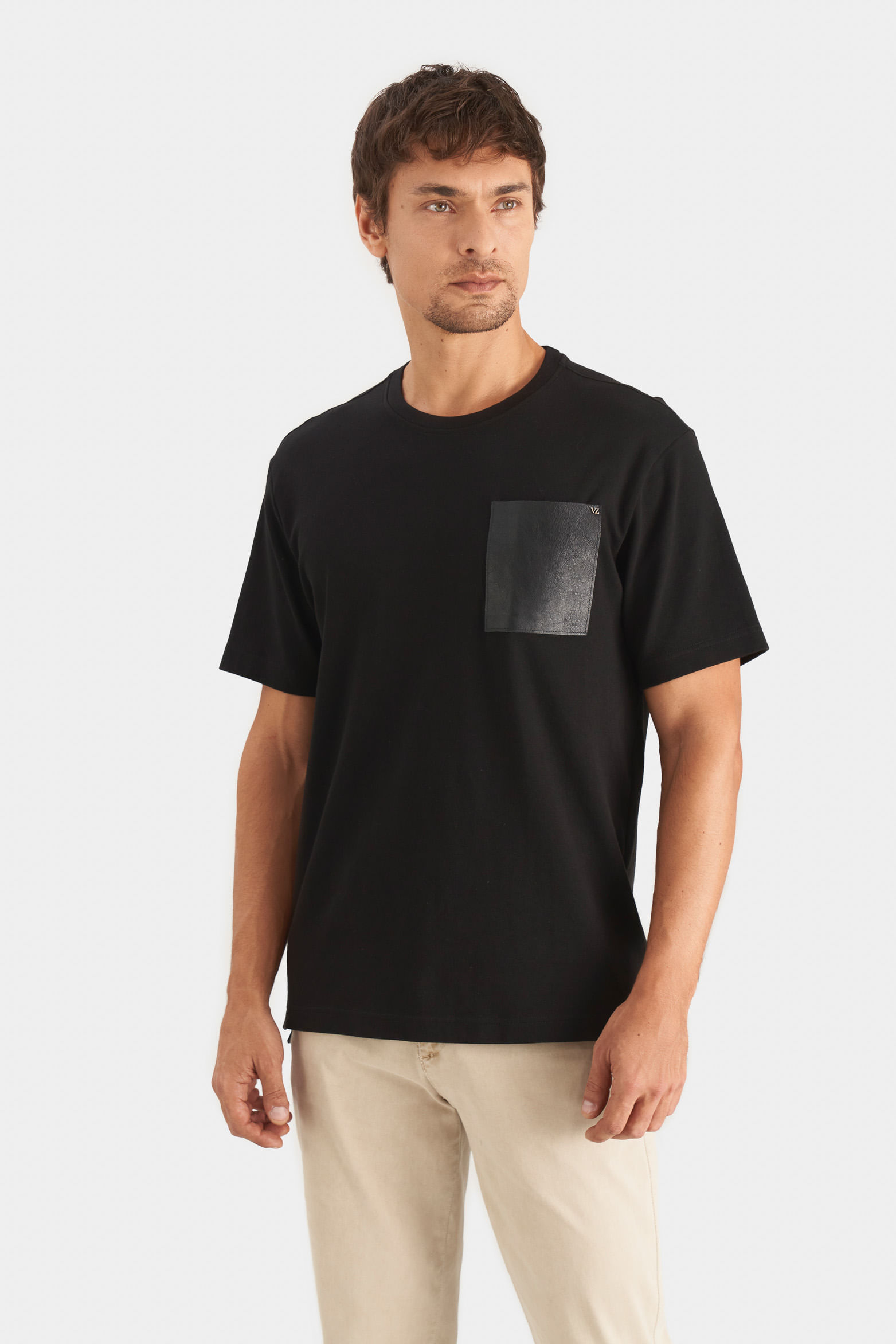 Camiseta en algodón para hombre bolsillo cuero