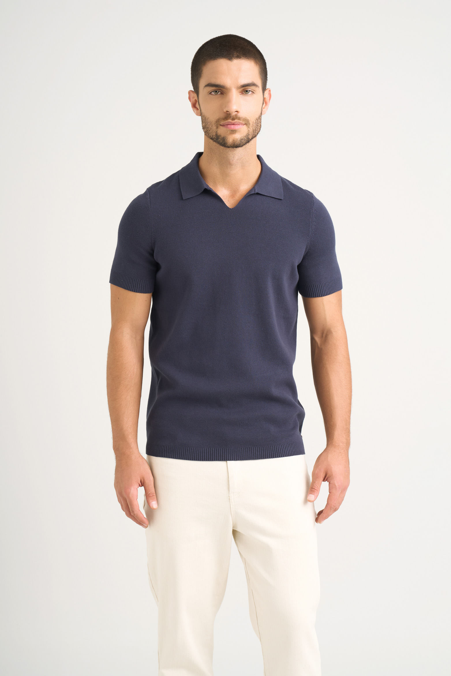 Polo tejida para hombre cuello en V