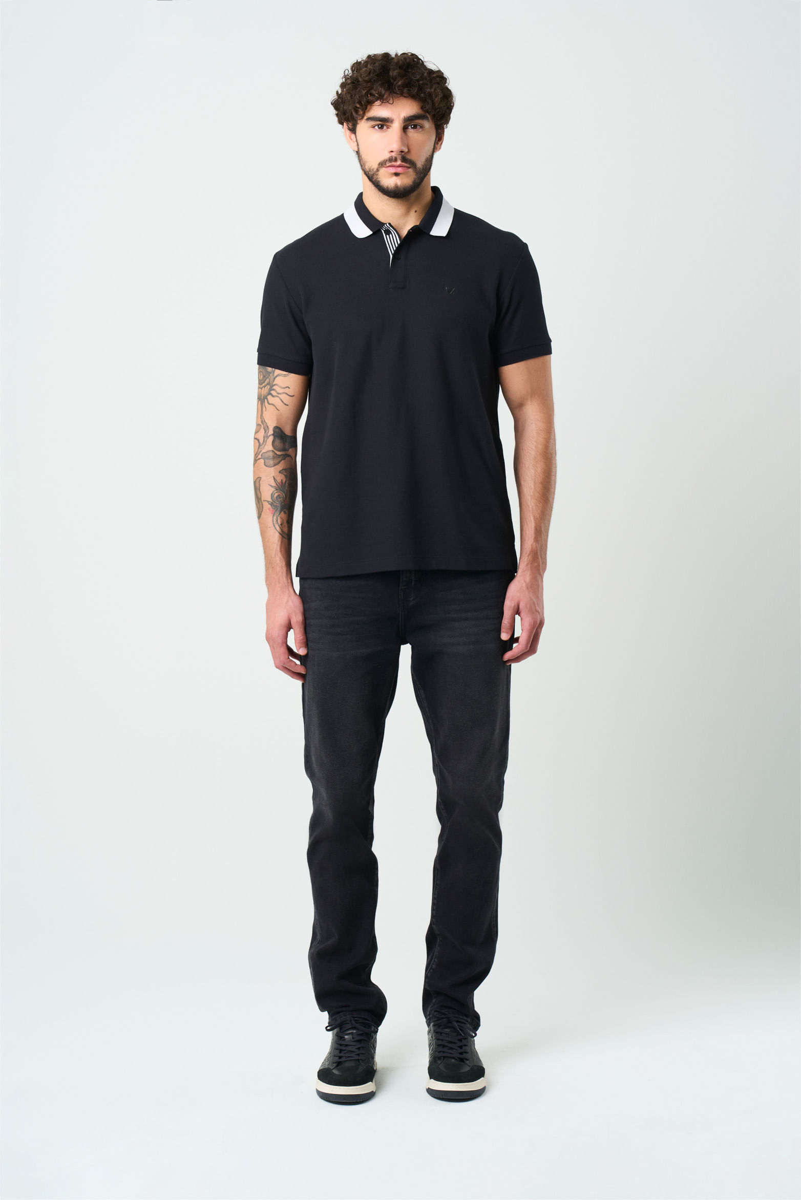 Jean Capri semi fitted para hombre black denim